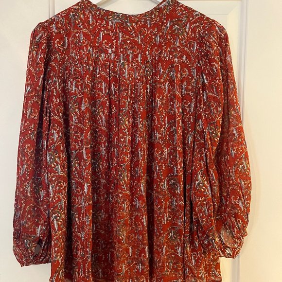 Fall Holiday Beautiful Printed Top with Silver Metallic Accents - Picture 2 of 2